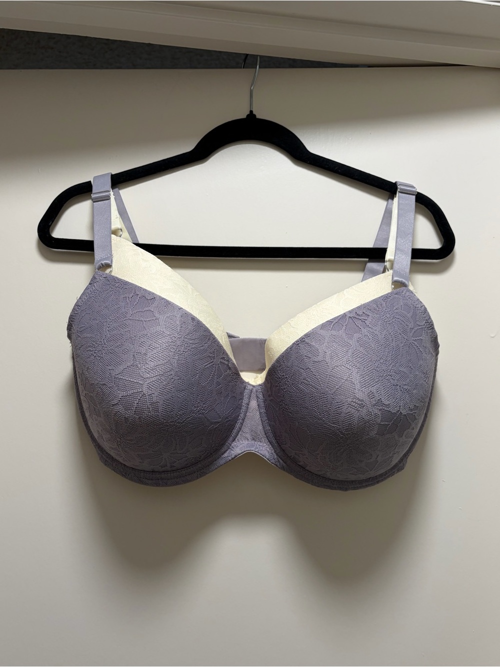 NWOT 36G Lace Bra Set